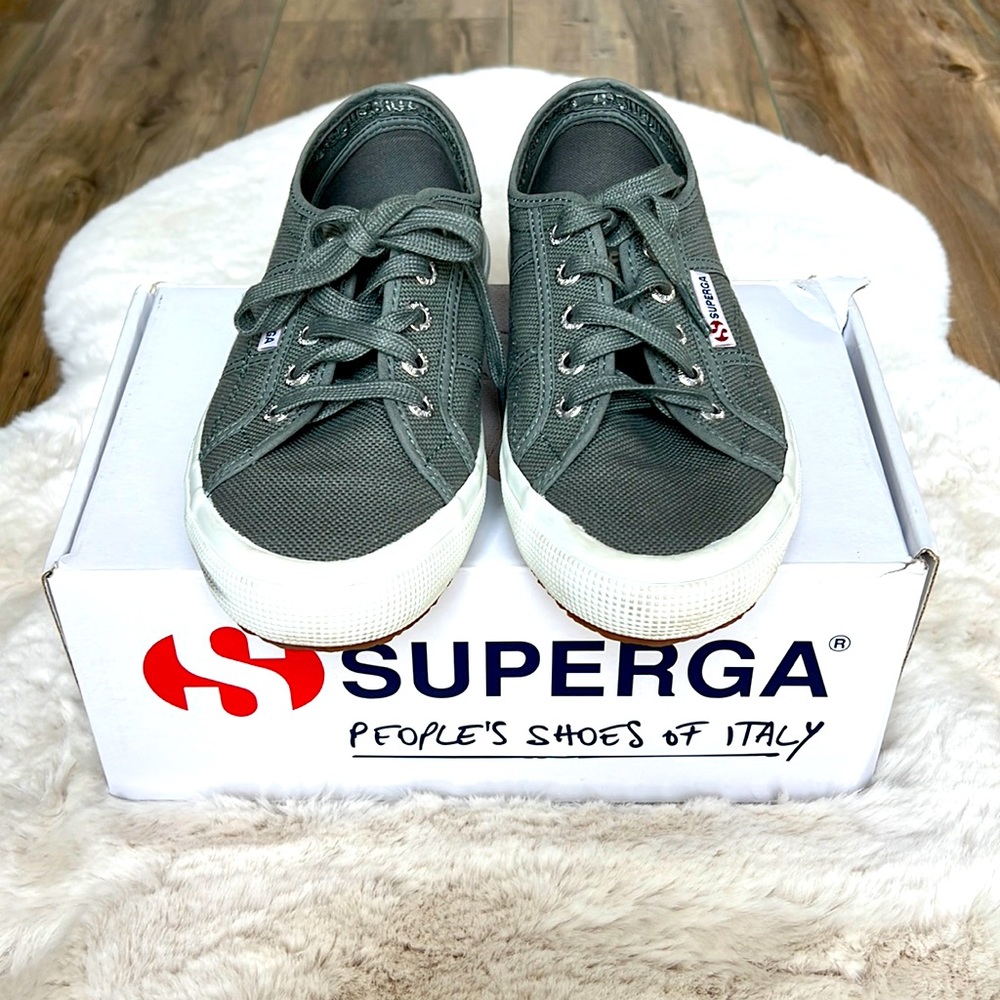 2750 - COTU CLASSIC GREY SAGE 37.5 USA 7 ~ rarely worn